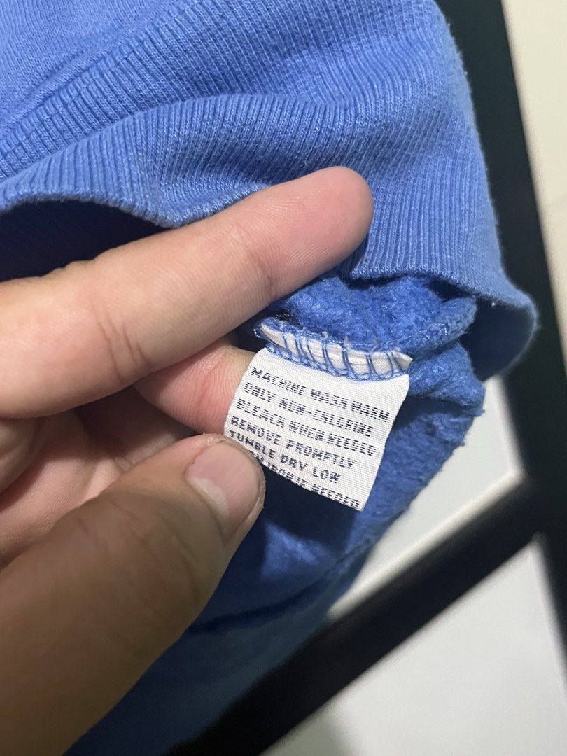 Ralph lauren (Category: Coats, Jackets and Outerwear) located in Lipa City. Submitted by deligrind (Listing ID 1464123344, Image 3). Description: RL zip up Size M Dimes 20x26 Need wash .