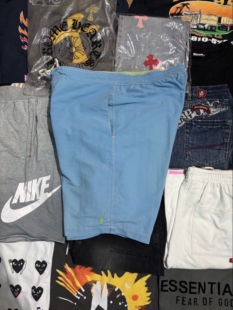 RALPH LAUREN BOARD SHORTS (Category: Swim Trunks & Board Shorts) located in San Jose. Submitted by jerown (Listing ID 1458429038, Image 1). Description: •W33-up, L22, H13 •NO ISSUE •COLOR RATE 10/10 •EXCELLENT CONDITION •NEED WASH.