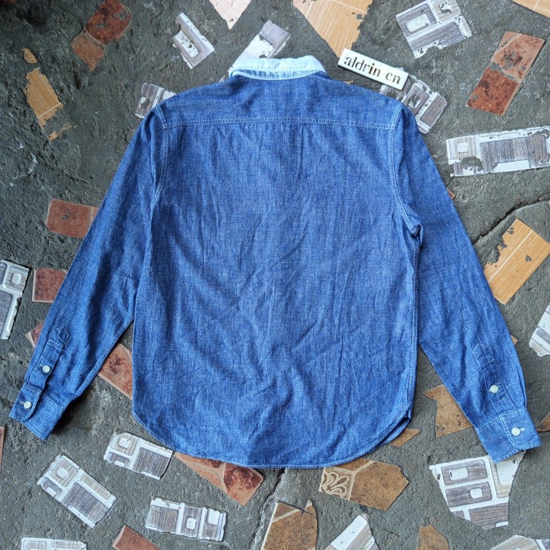 Ralph lauren chambray long shirt (sample pair) (Category: Activewear) located in Lucena. Submitted by aldrinnicodemus (Listing ID 1464055709, Image 1). Description: For sale❗❗ Ralph lauren chambray long shirt (sample pair) Color: Blue Dimes Width 20 Length 26.5 Shoulder 17 Sleeves 24 8 on tag Like new / no issue Excellent condition 1200 plus shipping fee Dm📩.