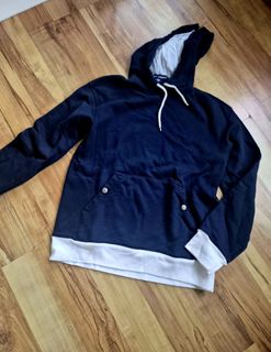 (Category: ) located in . Submitted by ryanwoo (Listing ID 1464041995, Image 1). Description: .