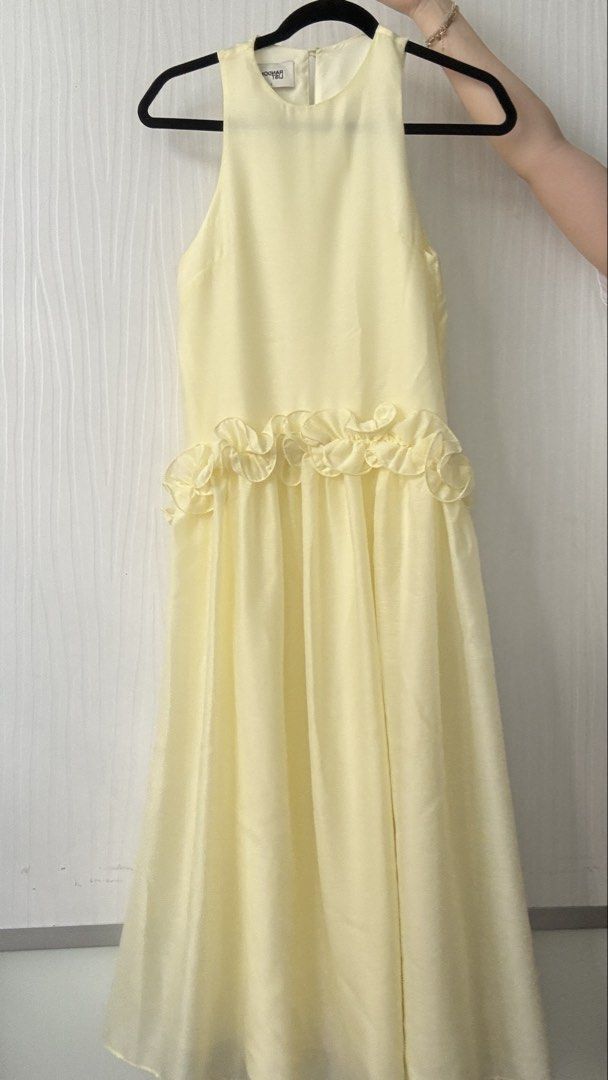 Random List Butter Yellow Dress (Category: Dresses) located in Quezon City. Submitted by shoppingcl (Listing ID 1463948410, Image 2). Description: • Brand new, never been worn.