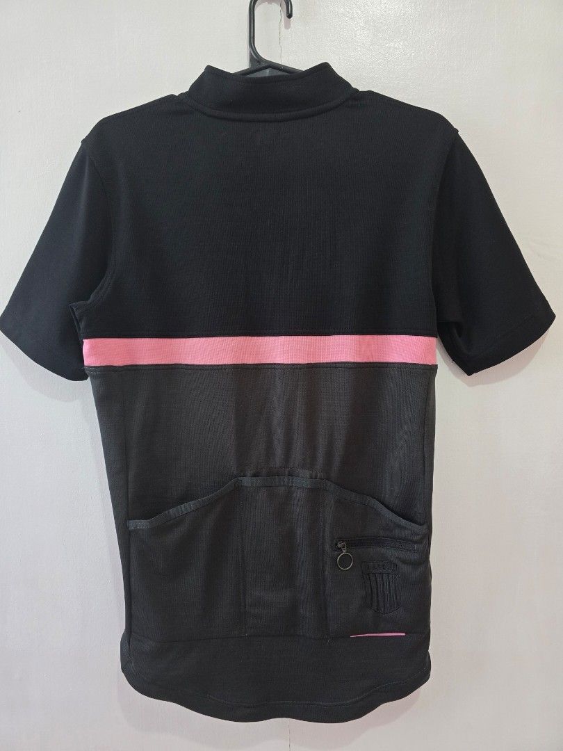 Rapha Cycling Jersey (Category: Activewear) located in Abuyog. Submitted by rmrtabs (Listing ID 1463953774, Image 3). Description: Rapha cycling jersey Size medium half zip (hindi kupas) Pull strings are intact Color may vary due to lighting. Item is in Abuyog and Tacloban. Shipping is available via j&t. Note: All jerseys are pre-owned. Please expect normal signs of use and minor wear. Any significant flaws or issues will be clearly stated in the