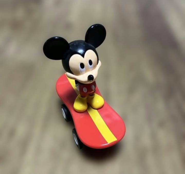Rare Discontinued Disney Skateboard Pullback Toys (Category: Kids Toys) located in Manila. Submitted by aacollect.ph (Listing ID 1463943950, Image 1). Description: 850 each Mickey 850 Minnie 850 Donald 850.