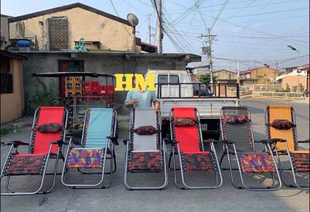 Reclining chair (Category: Announcements) located in Manila. Submitted by jelai.cybyb (Listing ID 1463990806, Image 2). Description: .