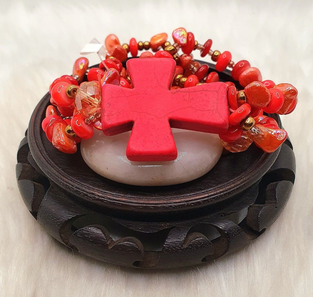 Red Stone Cross Multi-Strand Bracelet, Boho Core Aesthetic (Category: Bracelets) located in San Juan City. Submitted by loulous_boutique_manila (Listing ID 1464077704, Image 3). Description: 🌸 Red Stone Cross Multi-Layer beaded bracelet 🌸 Accented with vibrant mother of pearl and glass beads 🌸 Core Aesthetic: Boho 💻 See photo above for similar item listed online 🌸 SKU B65 - Pls DM me for further inquiries - BUNDLE DISCOUNTS ARE AVAILABLE FOR