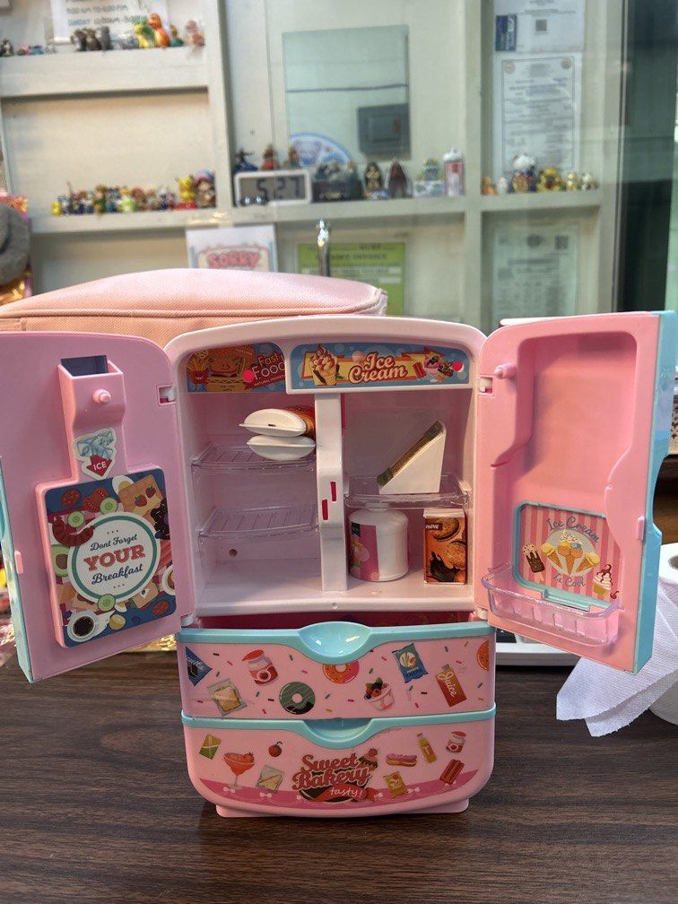 Refrigerator toy (Category: Kids Toys) located in Baguio. Submitted by amber_toyshop (Listing ID 1464020343, Image 2). Description: Pm lang po if interested..