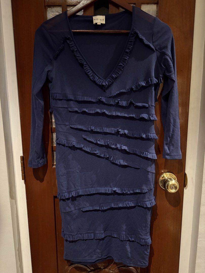 Reiss dress Medium (Category: Dresses) located in Pasig City. Submitted by fashion_alpha (Listing ID 1464014373, Image 2). Description: .