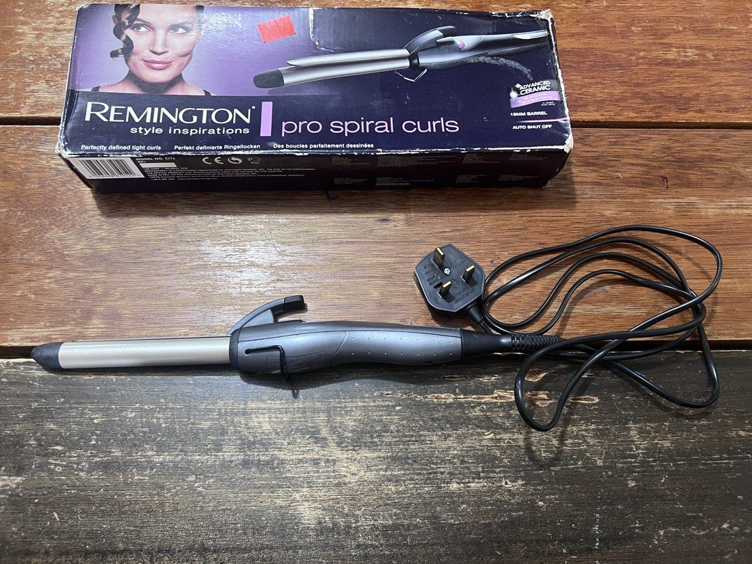Remington Spiral Curls Iron (Category: Hair Accessories) located in Bacoor. Submitted by momofkas2 (Listing ID 1463947749, Image 2). Description: Bought abroad. Naitago lang ng matagal. Perfectly working in bnew condition..