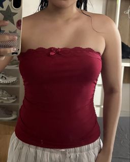 (Category: ) located in . Submitted by hannahhhhssclosetttt (Listing ID 1463986411, Image 1). Description: .