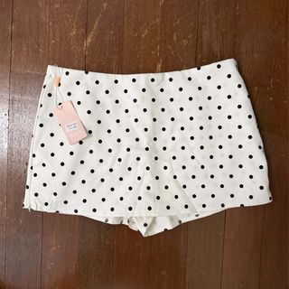 (Category: ) located in . Submitted by itsandspreloved (Listing ID 1464043253, Image 1). Description: .