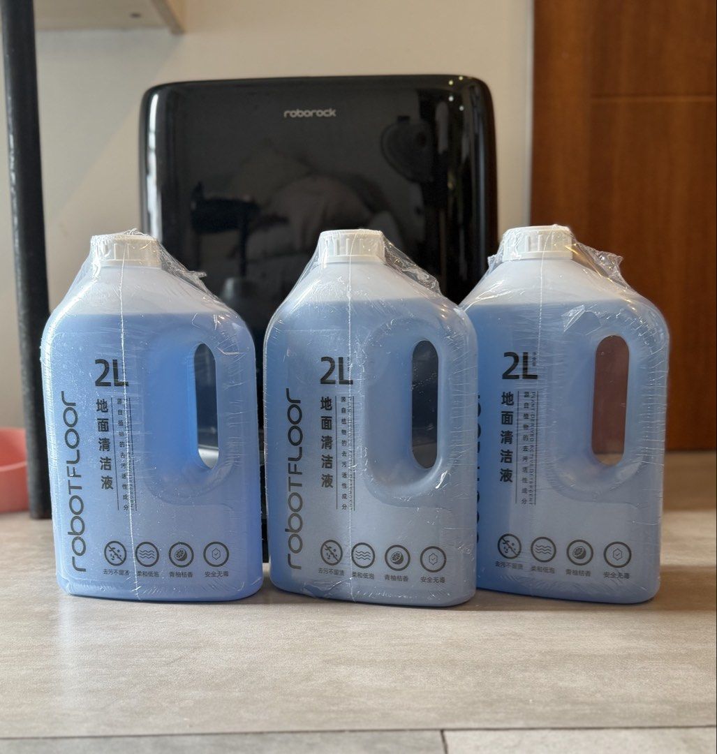 Roborock Robot Floor Cleaner Solution 2L (Category: Vacuum Cleaner & Housekeeping) located in Manila. Submitted by elelowarien (Listing ID 1463991587, Image 1). Description: 2 Liters Concentrated Floor Cleaning Solution – Low Foam for Robot Vacuum and Wet & Dry Vacuums Concentrated floor cleaning solution suitable for robot vacuum/mop systems and regular floor cleaning. ✓ Low-foam / low-bubble formula ✓ No sticky residue ✓ 1:200 concentrated form