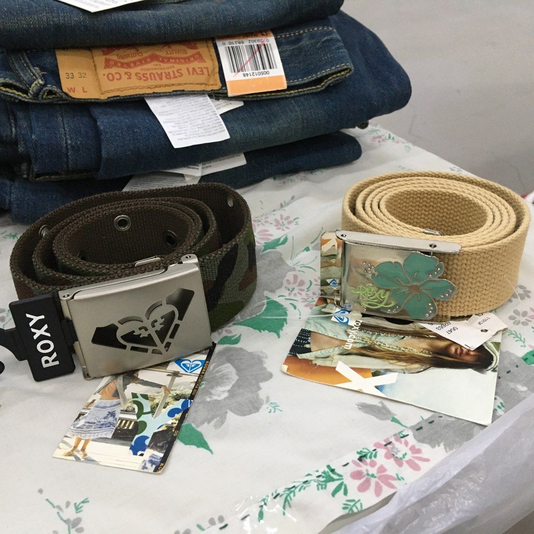 Roxy （分類：腰帶）位於 Hong Kong。 由 dawn_jenny 提交（商品編號 1464104017，圖片 5）。簡介： Roxy腰帶$130 Roxy電話繩$80 Roxy腰帶（1 set 3條）$180。