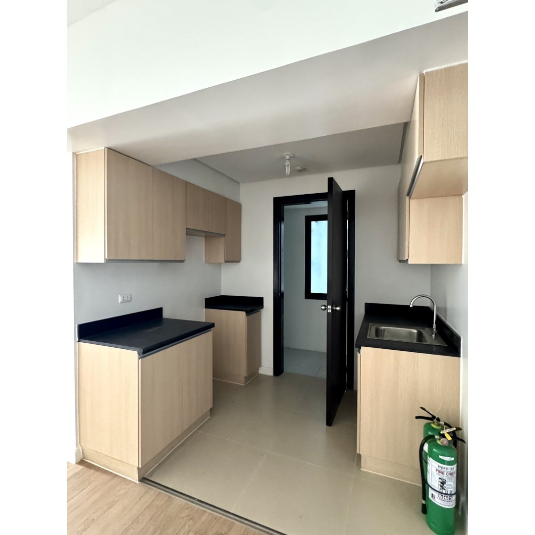 (Category: ) located in . Submitted by legacyrealty (Listing ID 1464117275, Image 1). Description: .