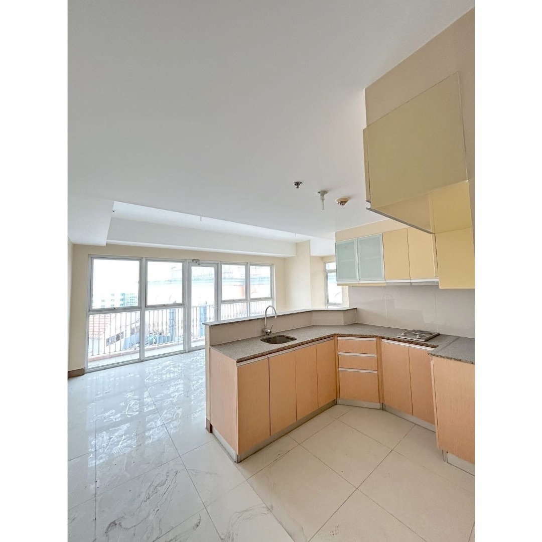 (Category: ) located in . Submitted by legacyrealty (Listing ID 1464116900, Image 1). Description: .