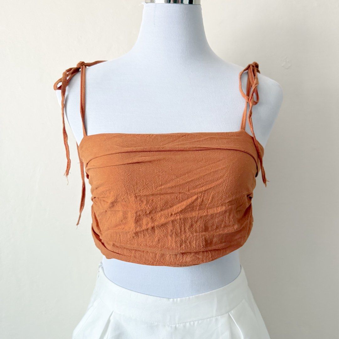 Rust Tie Straps Crop Top (Category: Others Tops) located in Antipolo. Submitted by rosywardrobe (Listing ID 1463992132, Image 3). Description: 🎀 MAKE READING A HABIT 🎀 • No order form, no reservation! • Strictly 1 day reservation • Payment first before order processing • No return, No exchange • Don’t make an offer if you’re not 100% sure • No shipping every weekends — PAYMENT CHANNELS — • GCash • Gotyme • Maya • BDO • BPI • Unionbank — DELIVER