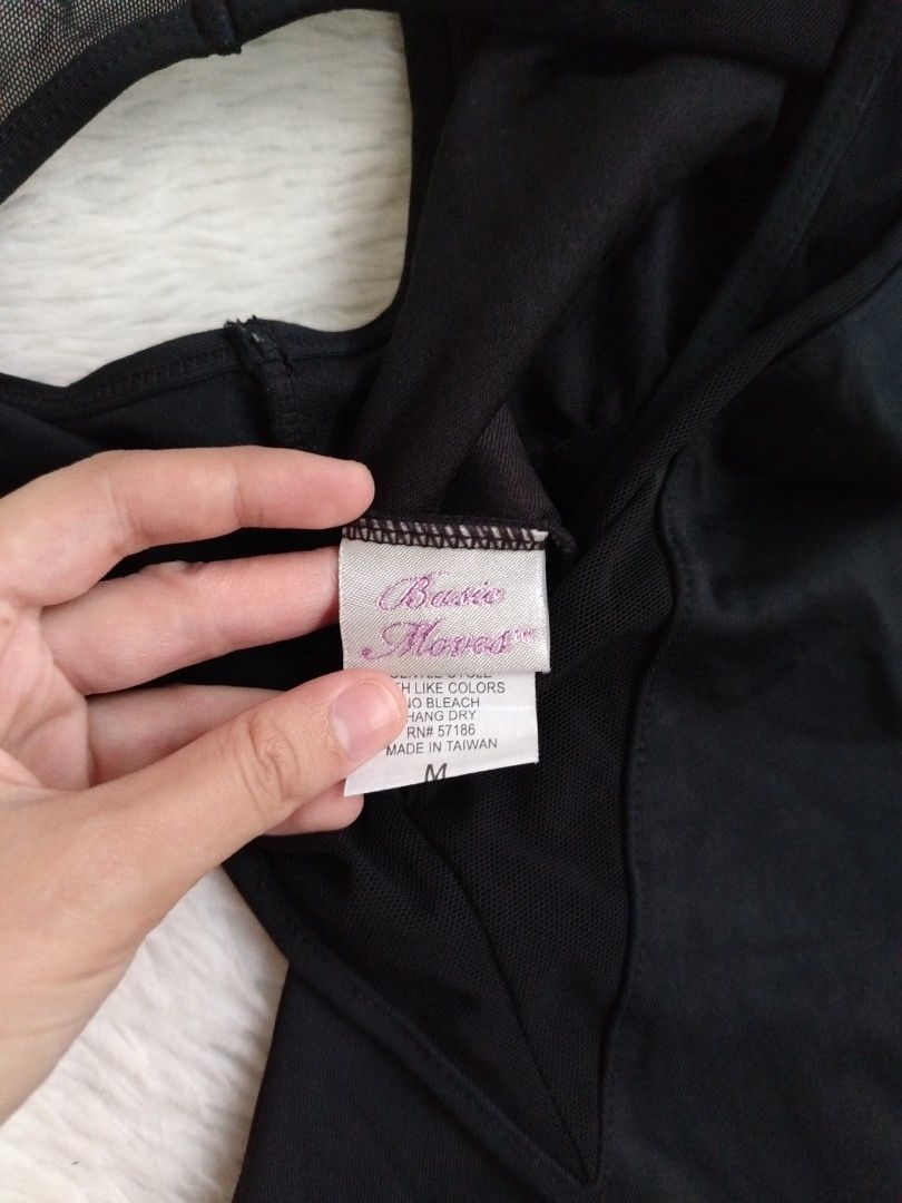 (S) Basic Moves Leotard (Category: Bikinis & Swimsuits) located in Paranaque City. Submitted by closetbykimkirsten (Listing ID 1464032396, Image 3). Description: 🎀Like New🎀 ✨Brand: Basic Moves Leotard ⚡No Pads 🪷Size: Small 💸Price: P299 (Non Negotiable) ♦️All Items are PRELOVED in good condition. ♦️Please do manage your expectations. ♦️WASH before USE ♦️BUY at your own RISK 🔥NO RETURN NO EXCHANGE POLICY🔥 ⛔BOGUS BUYER/JOY RESERVER will be pos