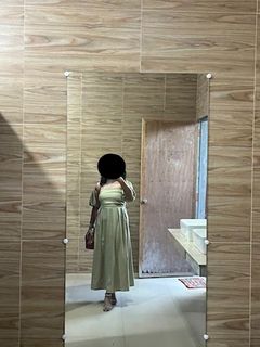 (Category: ) located in . Submitted by aleqxieee (Listing ID 1464067417, Image 1). Description: .