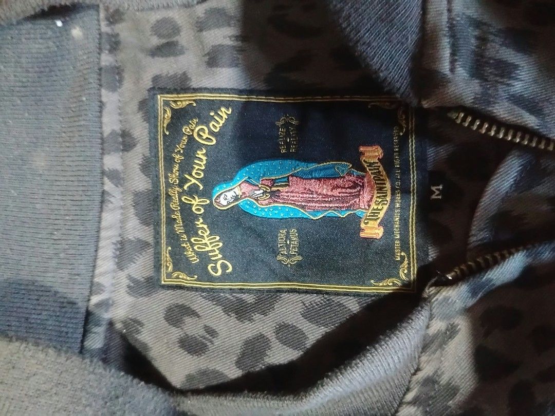 SAINTPAIN LEOPARD JACKET (Category: Coats, Jackets and Outerwear) located in Manila. Submitted by -cheekonah_finds (Listing ID 1463974282, Image 3). Description: NO ISSUES.