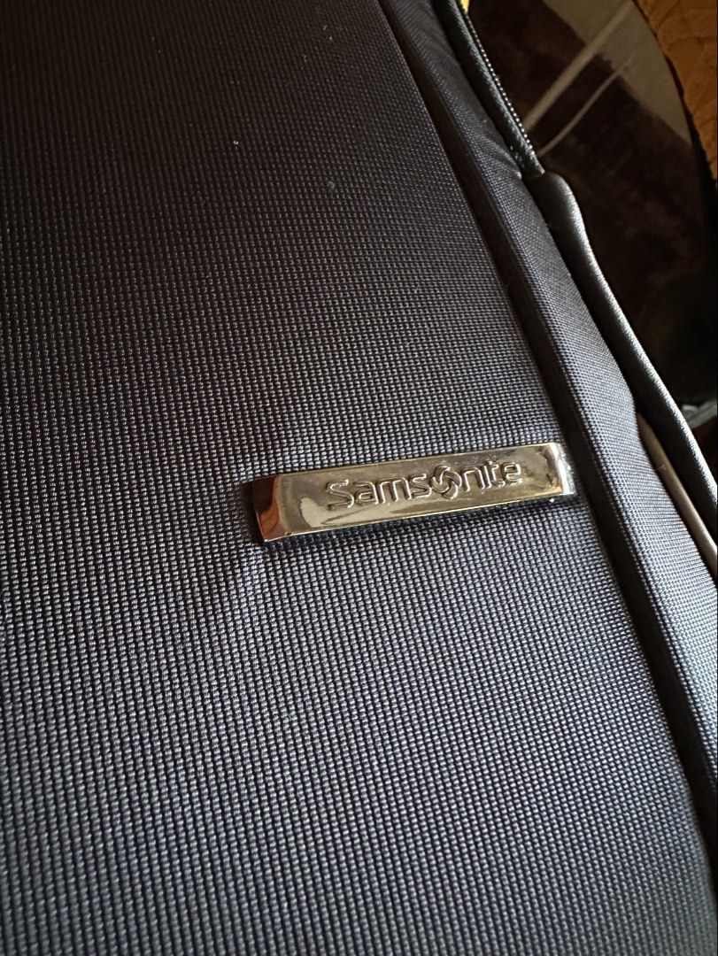 Samsonite Spectrolite 3.0 Laptop Backpack 15.6" (Category: Backpacks) located in Bangar. Submitted by zel_things (Listing ID 1463990200, Image 2). Description: Bought last January 22, 2026 from Samsonite Glorietta. Orig price was ₱20,550. Unisex Nagamit lang po from January 23 to May 14 during RTO sa work, 8 days per month only. Resigned and last day ko na din po noong May 30 kaya hindi na po magagamit. In very good condition at super kinis. With