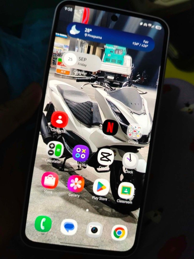 Samsung a37 256gb (Category: Samsung) located in Caloocan City. Submitted by x.777 (Listing ID 1464087477, Image 1). Description: 📱 Samsung A37 5G 256GB — ₱18,500 Selling my Samsung A37 5G 256GB po. 😊 Complete set with box, charger & cable. ✔️ 256GB ✔️ No issue / working properly ✔️ Good condition ✔️ Complete accessories ₱18,500 only Slightly negotiable for sure buyer. Selling kasi want to upgrade. You can check the unit personally before buyin