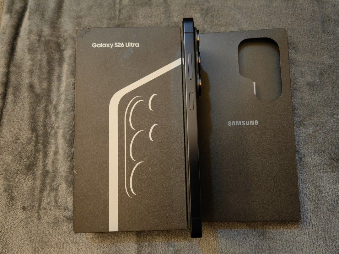 Samsung Galaxy S26 Ultra 12/512 (Category: Samsung) located in Muntinlupa City. Submitted by galocha (Listing ID 1464132903, Image 3). Description: For sale only Samsung Galaxy S26 Ultra 12/ 512 1 month old Unit, box, cable Warranty until August 11 2027 68k slightly negotiable. Pass sa barat Mall price 109k RFS: Need funds for other hobbies Biñan Laguna.