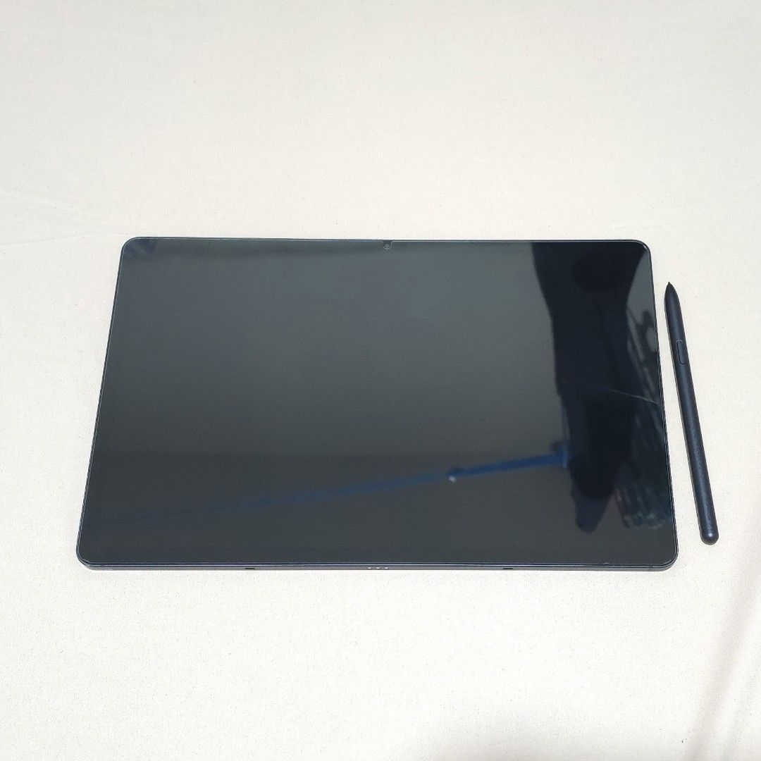 Samsung S7 Fe Tablet Wifi (Category: Android) located in Las Pinas. Submitted by monmonish (Listing ID 1463989325, Image 1). Description: PRODUCT SPECIFICATIONS: • Model: Samsung Galaxy Tab S7 FE (128GB) • Storage: 128GB Internal Storage (expandable up to 1TB via MicroSD card) • RAM: 6GB RAM • Screen Size: 12.4 inches • Battery: 10,090 mAh battery (Supports 45W Super Fast Charging) • Snapdragon Processor • Camera: 8MP Rear Camera / 5MP Front Came