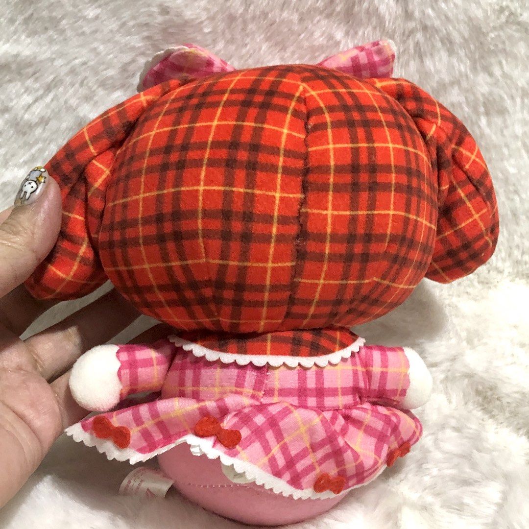 Sanrio My Melody Plush Toy (Category: Plushies & Soft Toys) located in Quezon City. Submitted by kitsune.treasures (Listing ID 1464094151, Image 3). Description: *First to pay policy! *1 day reservation only. Failure to pay on time, auto cancel. 📍Quezon City * MOD: J&T | Lalamove * MOP: GCASH | BPI 📦ON HAND AND READY TO SHIP! CONDITION: WHAT YOU SEE IS WHAT YOU GET. Dimensions: Kindly check the photos for the actual measurements. Please check a