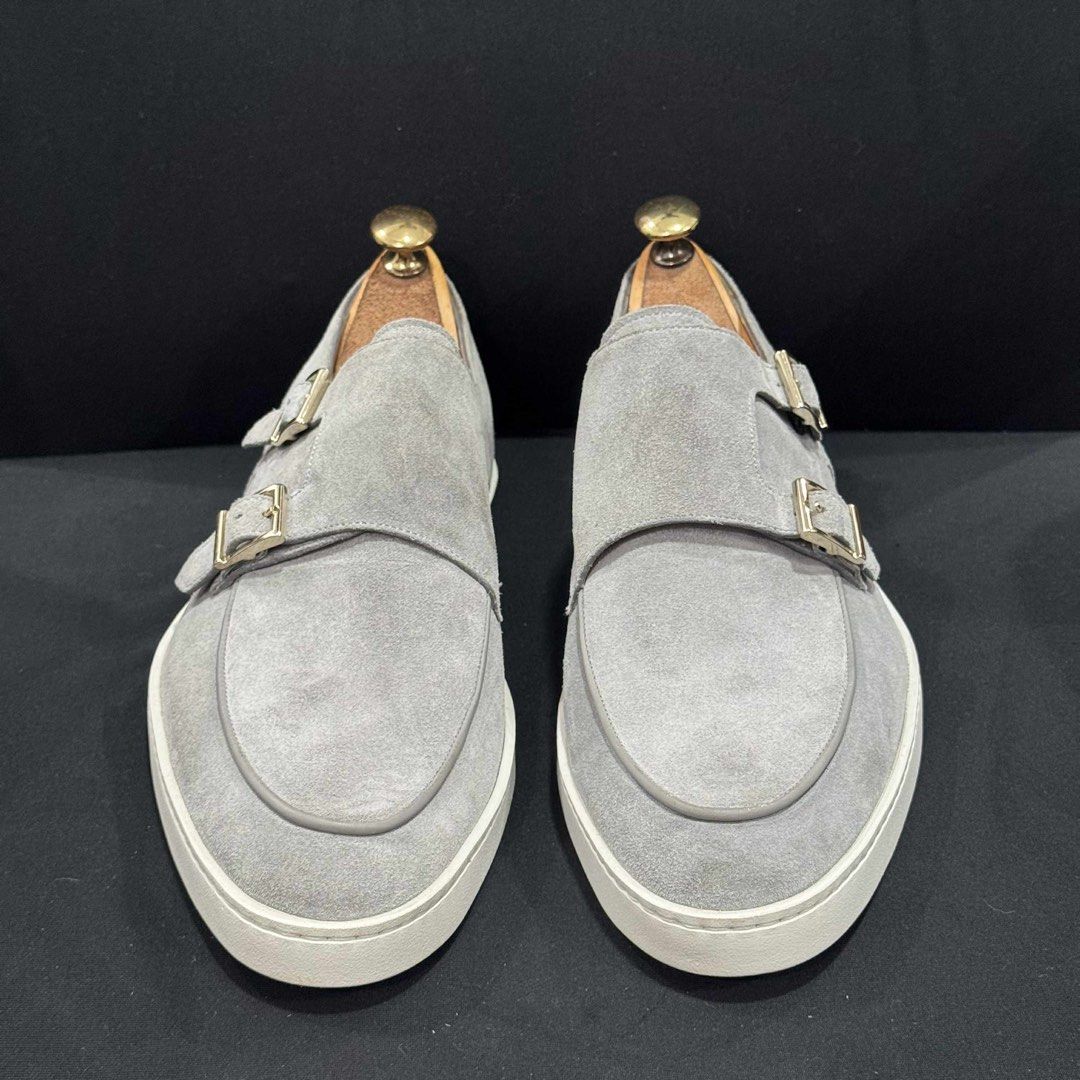 Santoni Grey Suede Double Monk (Category: Casual Shoes) located in Paranaque City. Submitted by antzsome (Listing ID 1464048425, Image 2). Description: Santoni Double Monk Sneakers size 10 fits 10.5-11 looks new condition:excellent 15k 09177011079.