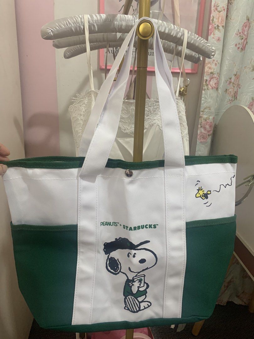 SB Starbucks X Peanuts Tote Bag (Category: Tote Bags) located in Bocaue. Submitted by gaille29 (Listing ID 1463992051, Image 2). Description: .