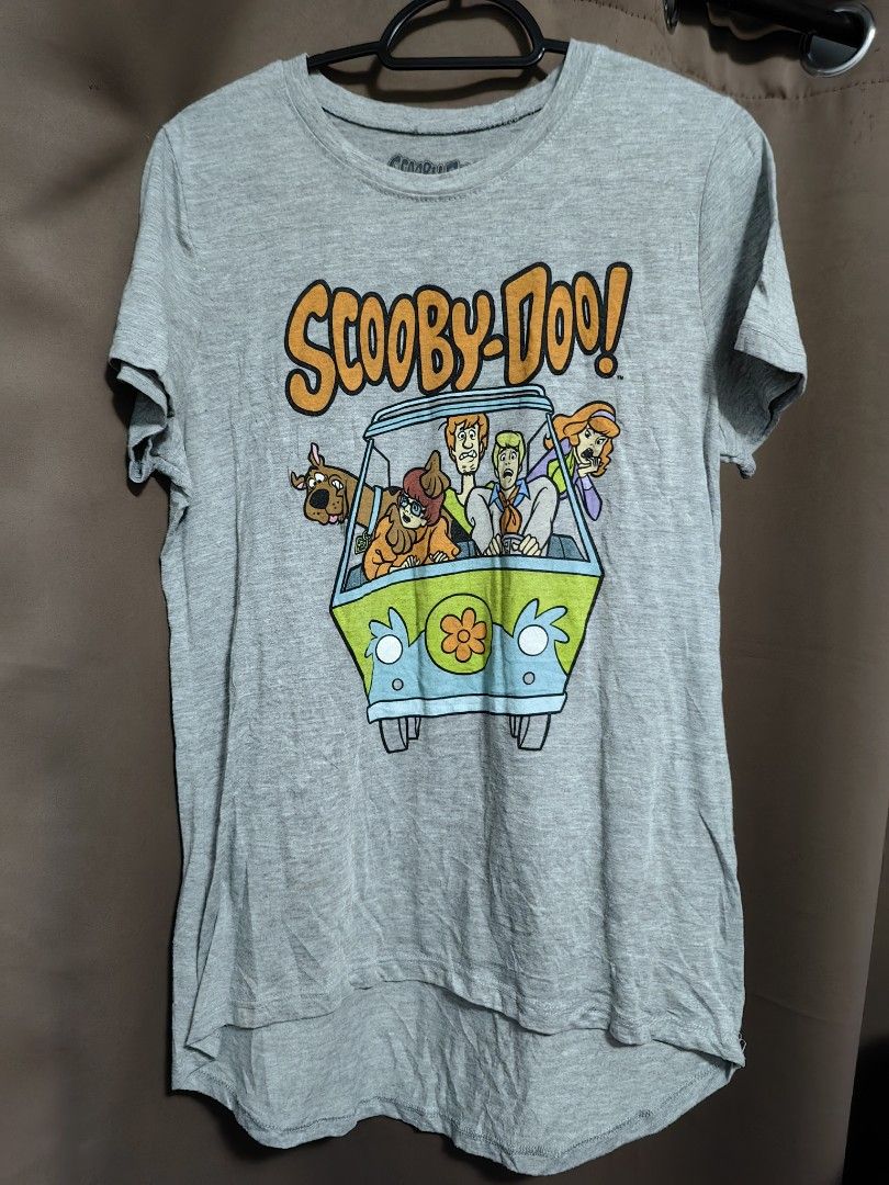 Scooby Doo Gray Shirt (Category: Shirts) located in Malolos. Submitted by aemcloset (Listing ID 1464085914, Image 1). Description: Width 19 Length 27 Cotton stretch.