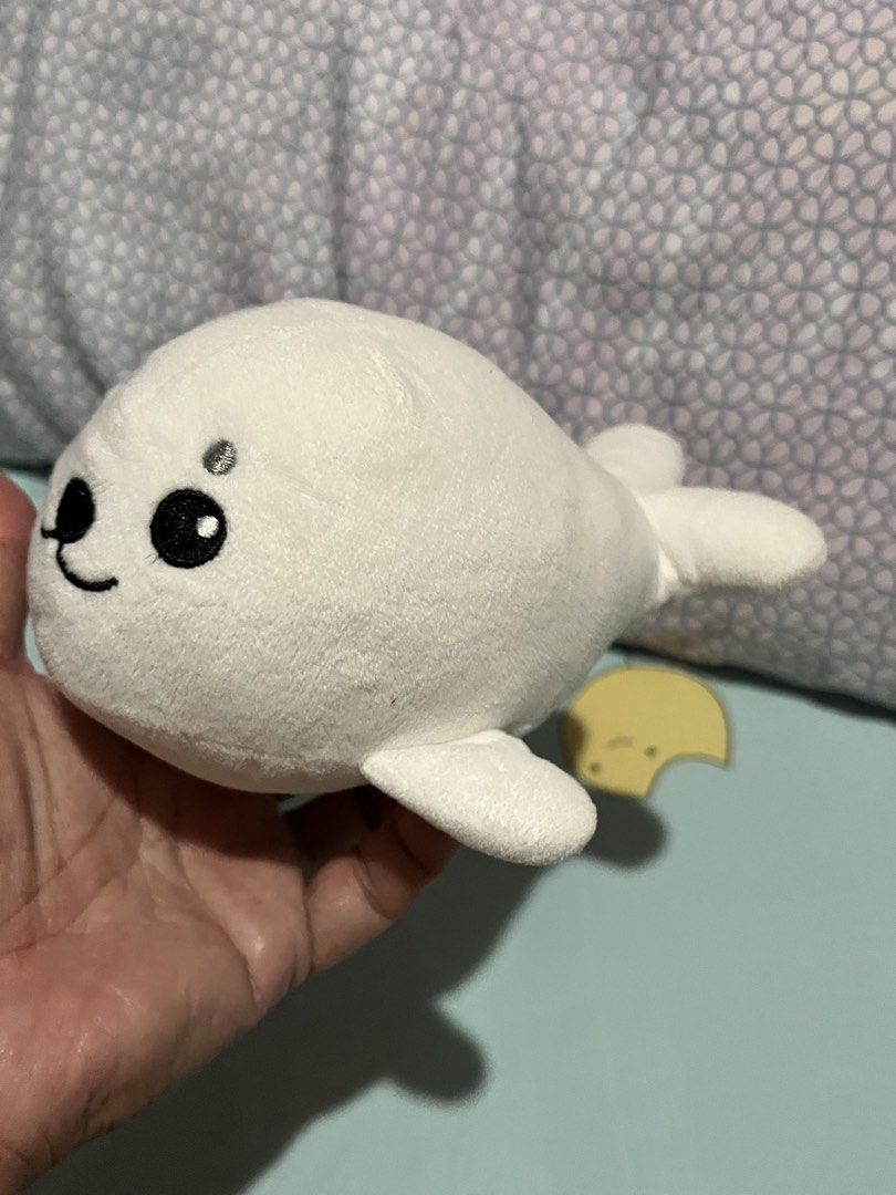 Seal plush #2 (Category: Plushies & Soft Toys) located in Paranaque City. Submitted by bonsaiart (Listing ID 1464136528, Image 2). Description: Pre owned Good condition 100(fixed)+ sf Payment first policy (gcash/ paymaya) Shipping ONLY (J&t) NO TO COD NO TO MEETUP NO TO COP (LBC) No breaking of set or bundle.