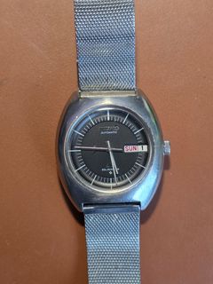 (Category: ) located in . Submitted by ukiyovintage (Listing ID 1464020835, Image 1). Description: .