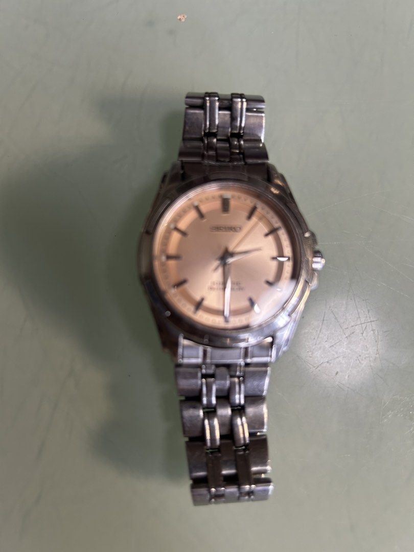 Seiko Kinetic Watch (Category: Men's Watches) located in Cavite. Submitted by mamamia73 (Listing ID 1464036801, Image 2). Description: - Seiko Kinetic watch - Champagne dial - Stainless steel band - Shows some signs of wear on case and bracelet - Watch is functional - Selling as is working replaced strap.