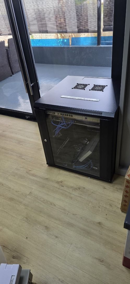 Server Rack (Category: Other Accessories) located in Singapore. Submitted by swiftwolf.3490b3 (Listing ID 1463972452, Image 1). Description: In very good condition.