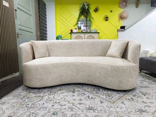 (Category: ) located in . Submitted by ad__furniture (Listing ID 1464123855, Image 1). Description: .