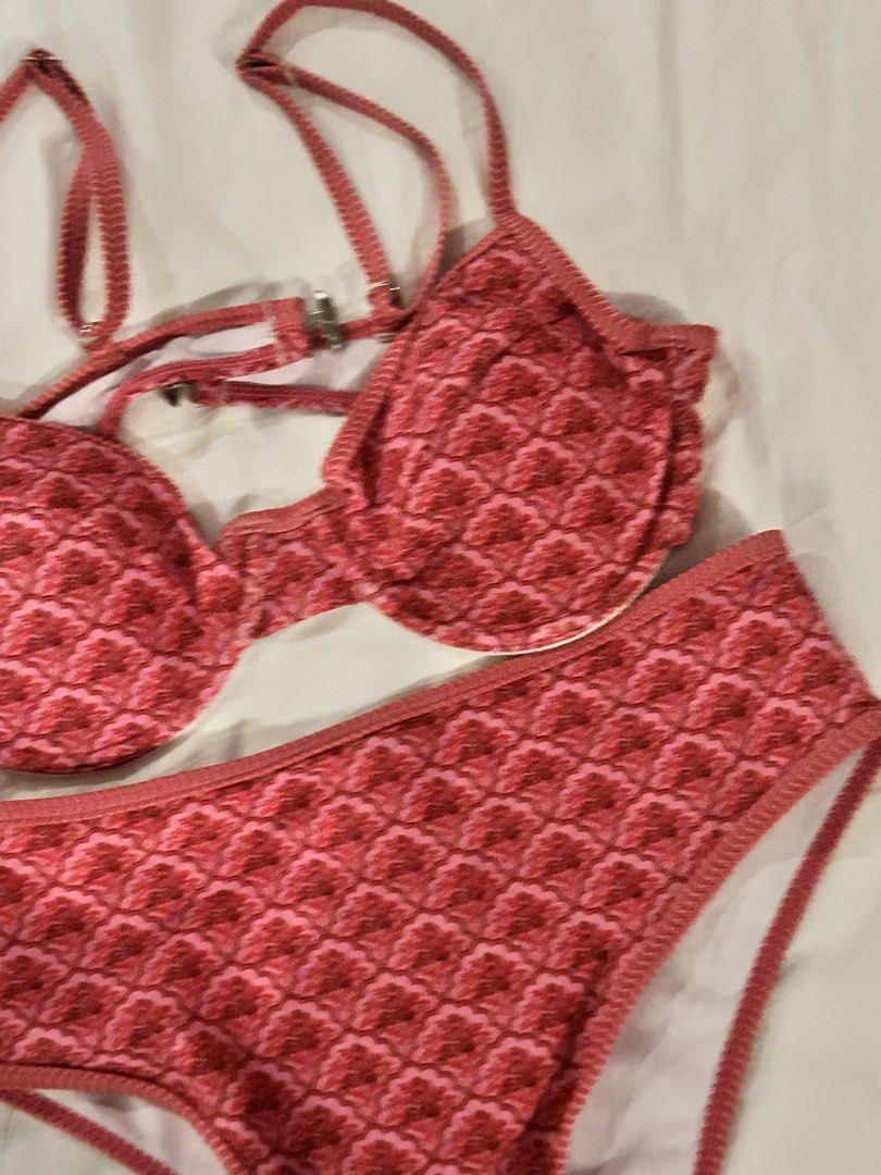 Shein Pink Bikini (Category: Bikinis & Swimsuits) located in Davao. Submitted by prelovedby_ynaaa (Listing ID 1464072093, Image 2). Description: Never been worn Size s but fits semi m Last price .