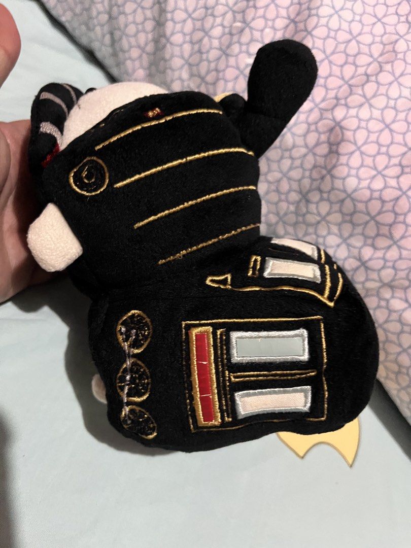 Shirotan seal in train mascot plush (Category: Plushies & Soft Toys) located in Paranaque City. Submitted by bonsaiart (Listing ID 1464137045, Image 2). Description: Pre owned Good condition 650(fixed)+ sf Payment first policy (gcash/ paymaya) Shipping ONLY (J&t) NO TO COD NO TO MEETUP NO TO COP (LBC) No breaking of set or bundle.