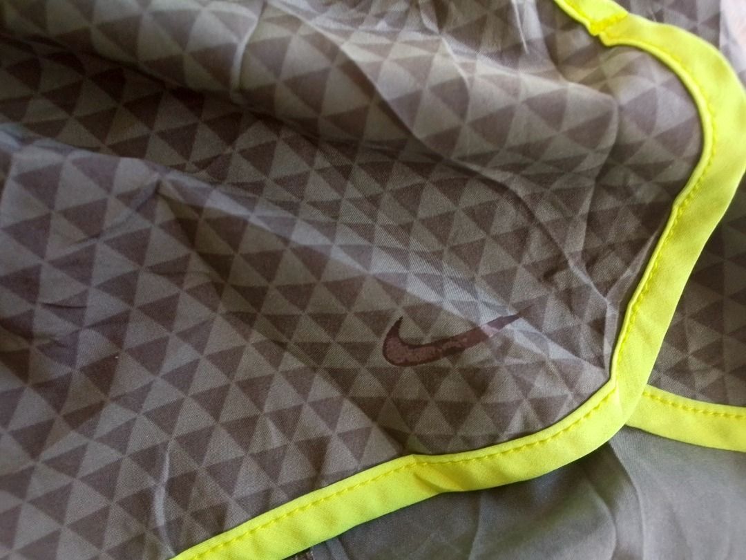 Shorts US Nike (Category: Activewear) located in Los Banos. Submitted by mania-62906 (Listing ID 1463950351, Image 2). Description: Authentic. US Extra Small. Like new. Very good condition. .