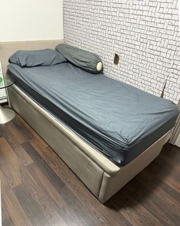 (Category: ) located in . Submitted by justsophia (Listing ID 1463955940, Image 1). Description: .
