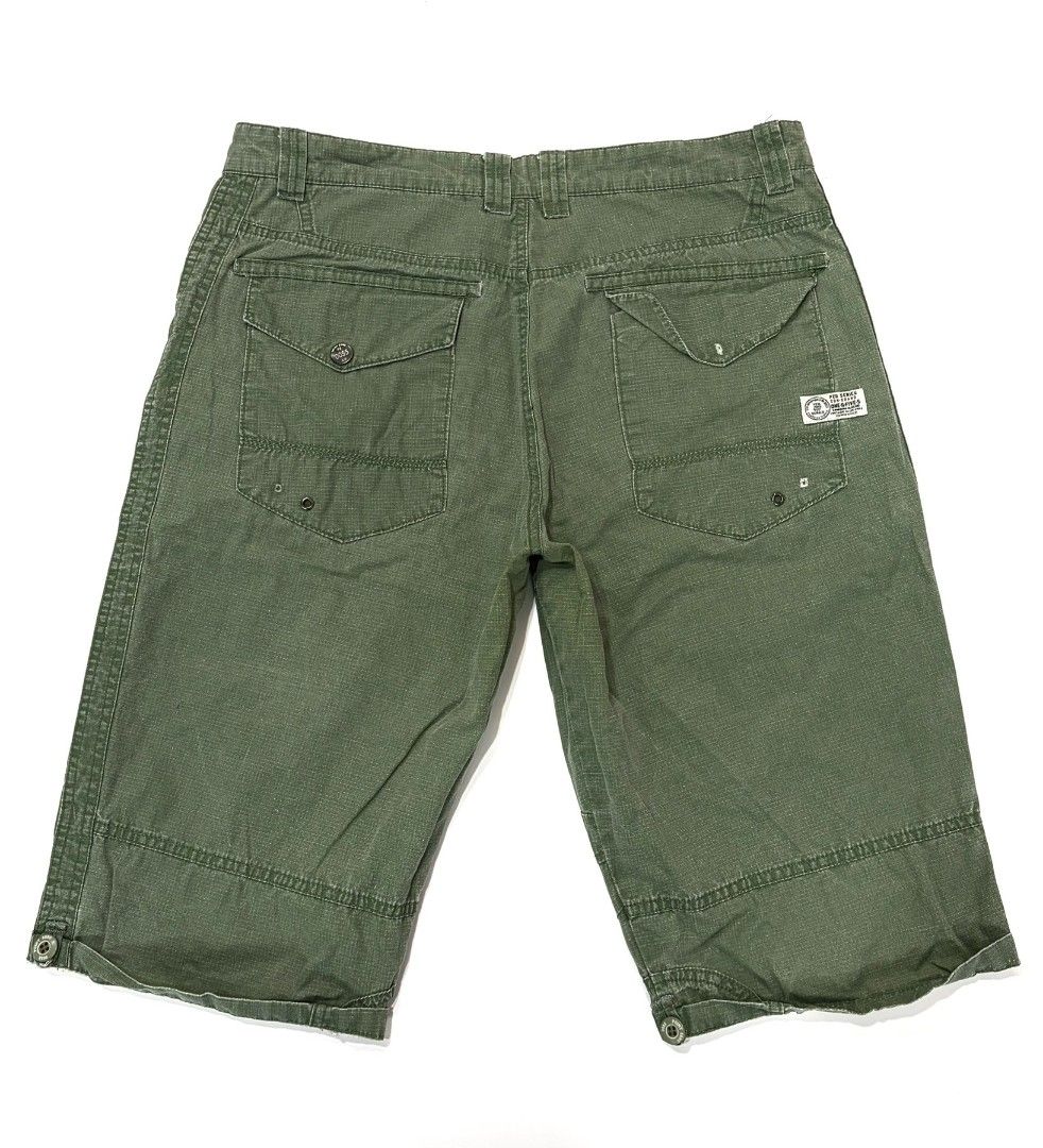 Size 36” - Point Zero Men’s Shorts Preloved HB87 (Category: Shorts) located in Pasig City. Submitted by szorty (Listing ID 1463959887, Image 2). Description: •PRELOVED• Onhand and ready to ship Brand: Point Zero Condition: Used Waist: 36 Size in tag: 34 Length: 24.5 inches Pocket: 7 - All of our items are washed *Please see photos for flaws/issues if indicated. *Photos may vary from actual Tags: Point zero short mens men bottoms shorts bottom szo
