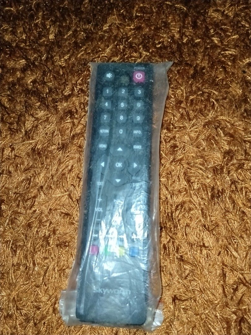Skyworth 29E50 LED TV with Remote (Category: TV) located in Las Pinas. Submitted by moty24 (Listing ID 1464134487, Image 1). Description: skyworth LED tv 29 inches HDMI port cable universal remote meet up and pick up: along bacoor only.