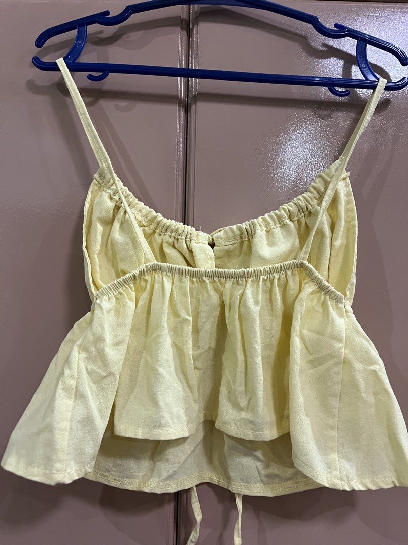 Sleeveless & Backless tops (Category: Sleeveless) located in Manila. Submitted by beybelle (Listing ID 1464023382, Image 2). Description: For take all 500 pesos 150 each Xs-S Pinang beach outfit lang Used once lang po yung iba. Diko pa nagamit maroon. .