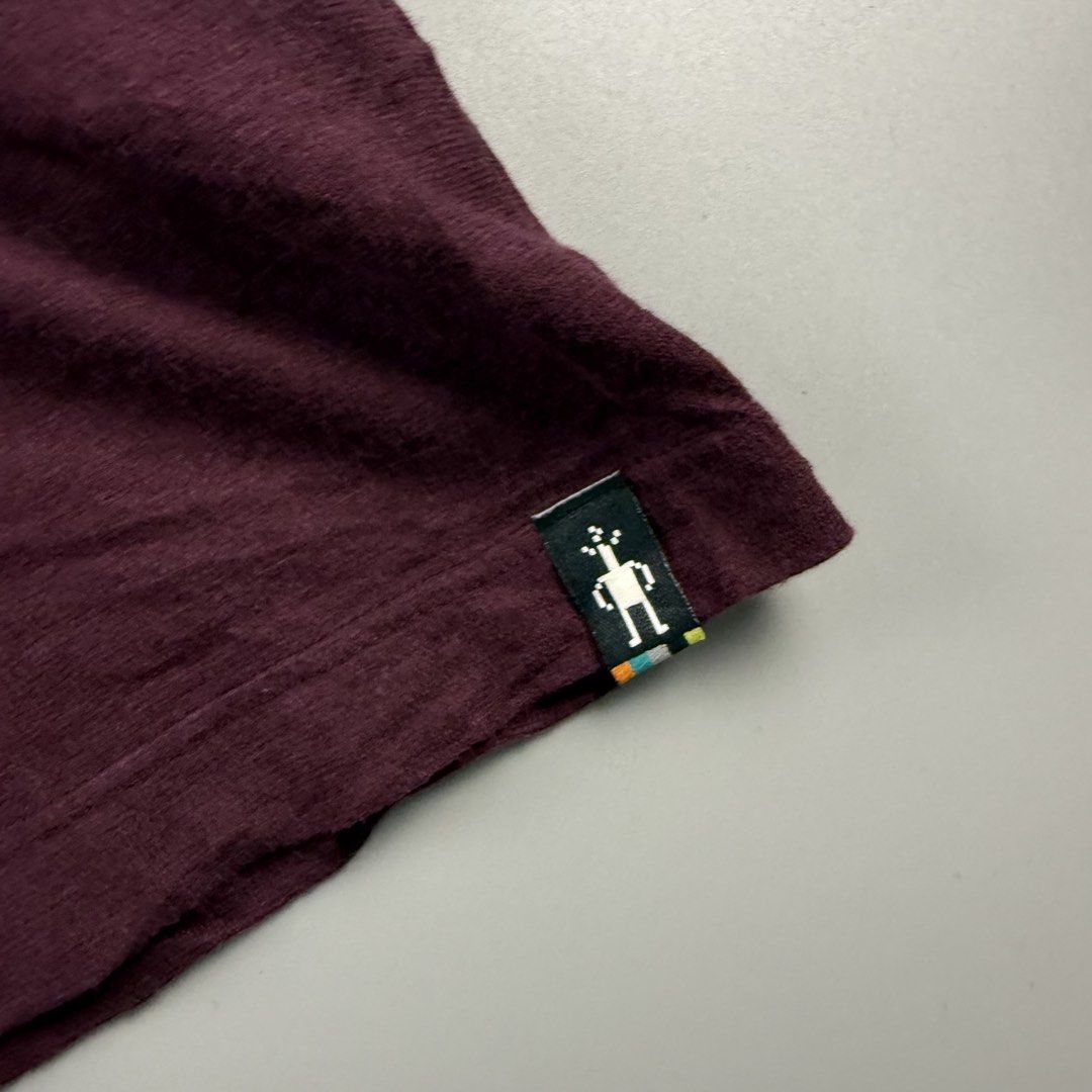 Smartwool Merino Wool Blend T-Shirt - Size M/M (Category: Tshirts & Polo Shirts ) located in Cavite. Submitted by epiboie (Listing ID 1464092535, Image 2). Description: Smartwool tshirt Size medium 21x25.5 Color rate: 9./10 Excellent condition No issue 580.