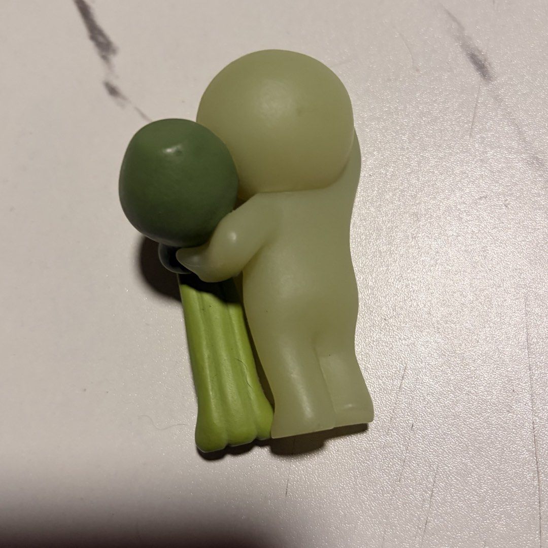 SMISKI museum the source (Category: Designer & Blind Box Toys) located in Manila. Submitted by nekoaniks (Listing ID 1464084419, Image 3). Description: SMISKI Museum The source No bnf but mint condition J&T shipping .