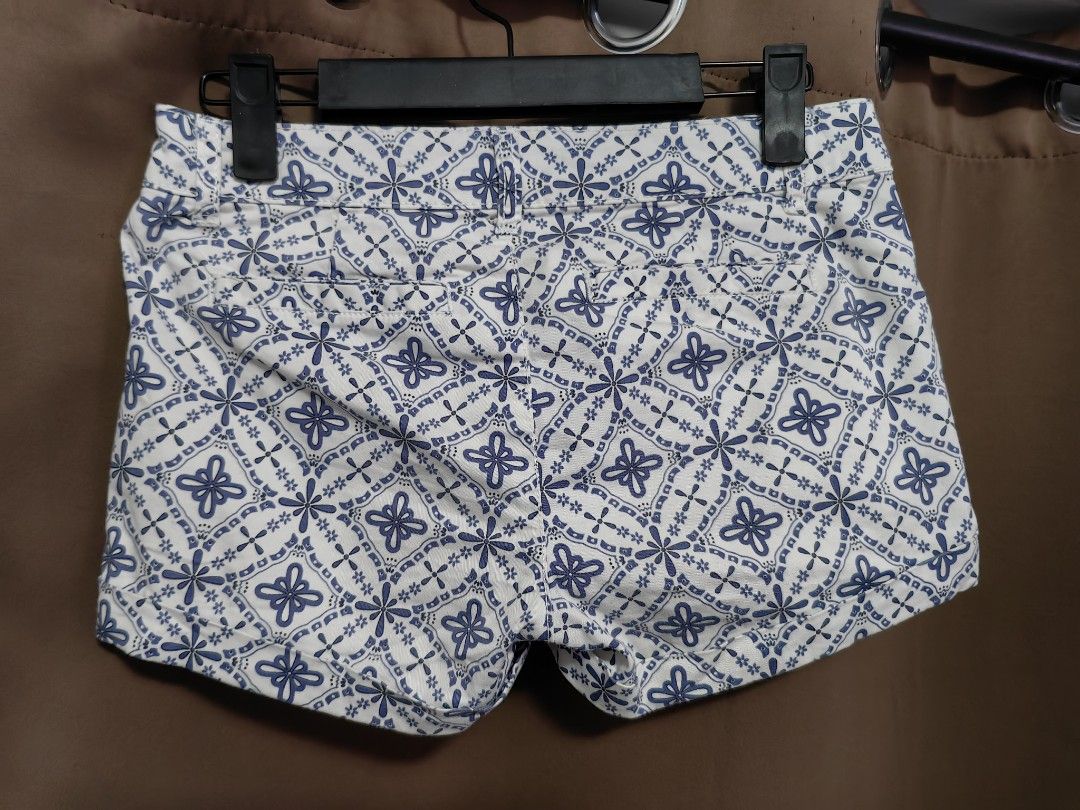 SO Printed Short Hipster (Category: Shorts) located in Malolos. Submitted by aemcloset (Listing ID 1464089892, Image 2). Description: Size 26 medida Length 9 Rise 9 Semi stretch denim.