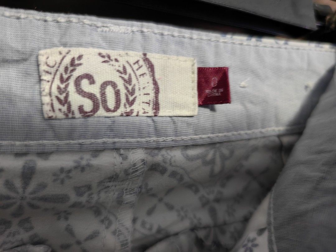 SO Printed Short Hipster (Category: Shorts) located in Malolos. Submitted by aemcloset (Listing ID 1464089892, Image 3). Description: Size 26 medida Length 9 Rise 9 Semi stretch denim.