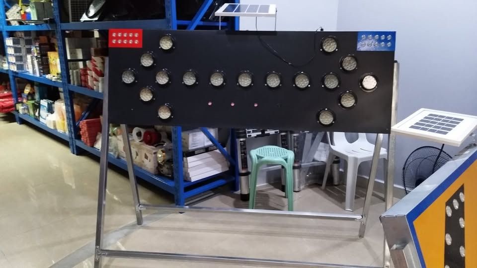 Solar Powered LED Double Black Arrow Signage Light (Category: Industrial Equipment) located in Manila. Submitted by toplen (Listing ID 1463952058, Image 3). Description: Size: 58" length x 53" height Intelligent light control: it can light left and right, double arrows, and set whether the light is on during the day. Visual distance is up to 1000 meters Shape & size: rectangle Led Color: red, amber, blue Normal life of led: ≥100000 hours Work mod