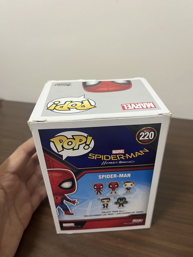 Spiderman Homecoming Funko Pop 220 (Category: Figurines & Statues) located in Bacolod City. Submitted by ejdp_24 (Listing ID 1464040455, Image 3). Description: Spiderman Funko Pop 220 Homecoming Edition Back in box Has damage sa box nya and protector Good for displaying .