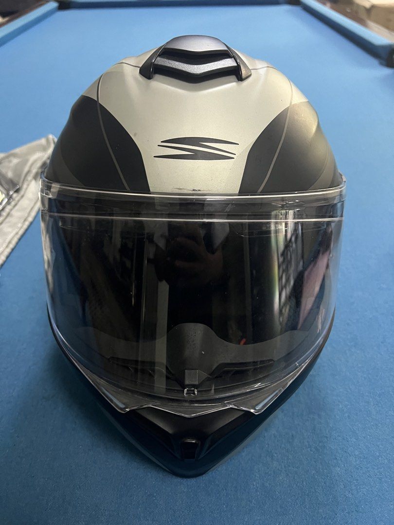 Spyder Rover GD S1 - Zenith (Category: Other Sports Equipment and Supplies) located in Manila. Submitted by andrade_cy (Listing ID 1463967414, Image 2). Description: Spyder Rover GD S1 - Zenith SRP: ₱4,695 Selling Price: ₱3,200 (Negotiable) Size: XL Modular Dual Visor Inclusion: Spare Visor, Spyder Bag 📍Taytay, Rizal Issue: Minimal Scratches, Rust/Kalawang sa may Lock.