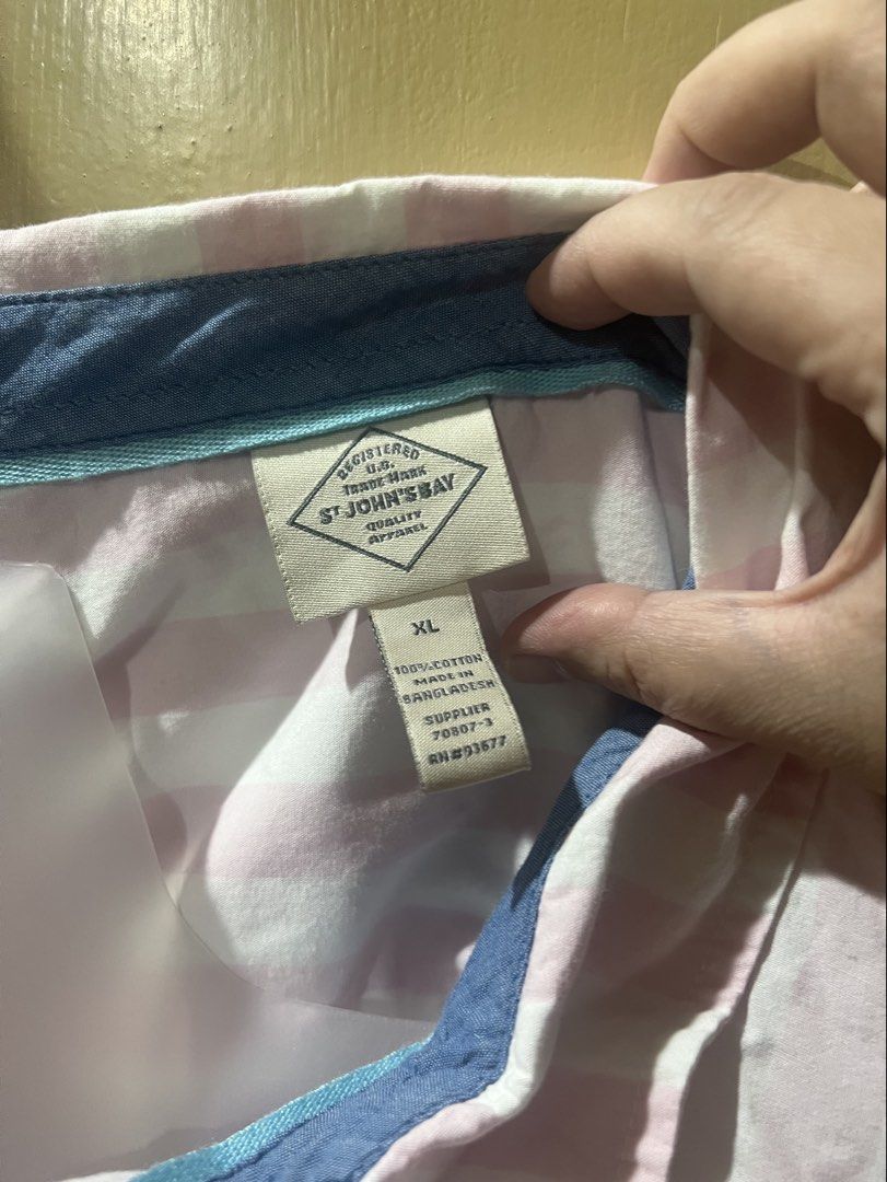 St. John’s Bay long sleeves (Category: Longsleeves) located in Paranaque City. Submitted by arianem031087 (Listing ID 1464054150, Image 3). Description: Size: xL.
